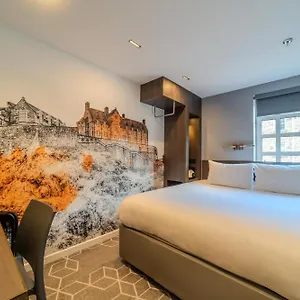 Km Edinburg