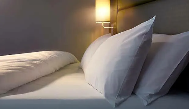 Premier Inn Edinburgh City Centre Royal Mile 3*,  United Kingdom